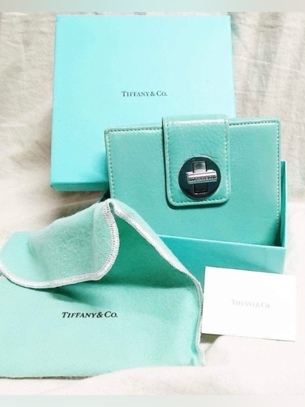 TIFFANY & CO Blue Leather Turnlock Wallet w/Box & Dusty